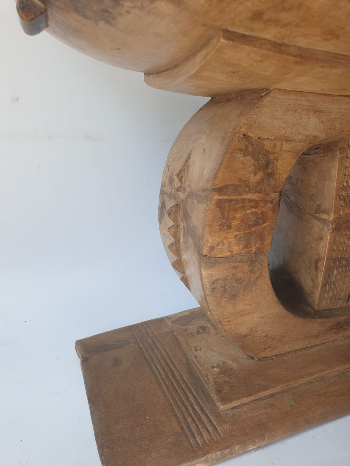 Ashanti Stool (02)