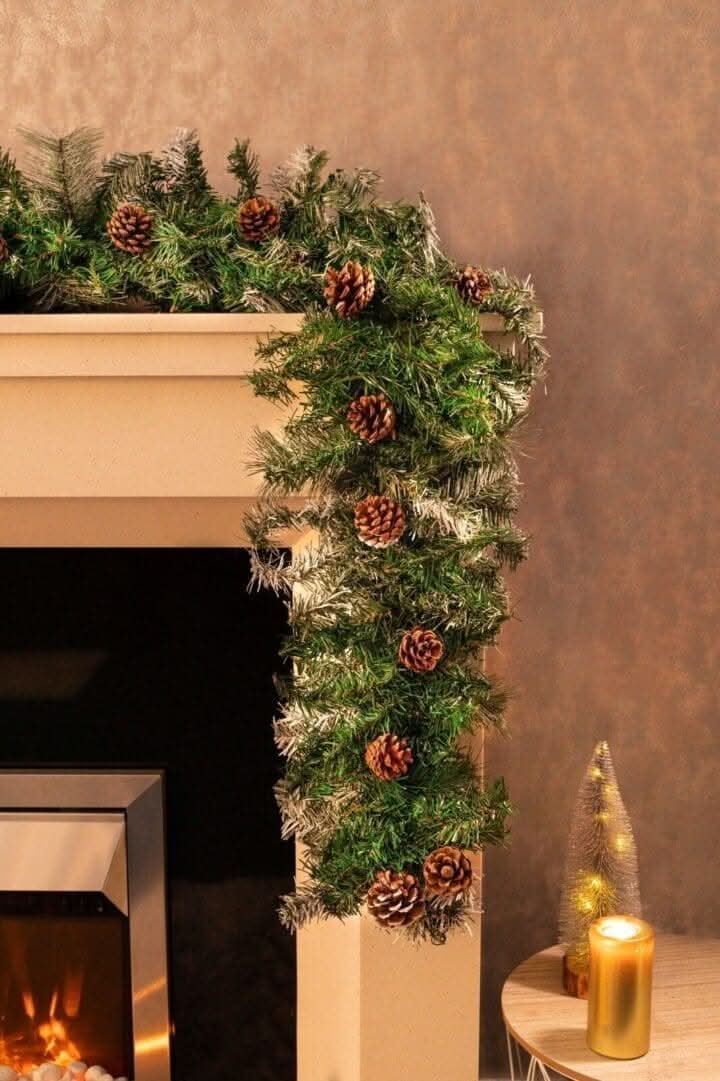 Snow Covered Garland with Pine Cones 2.7m