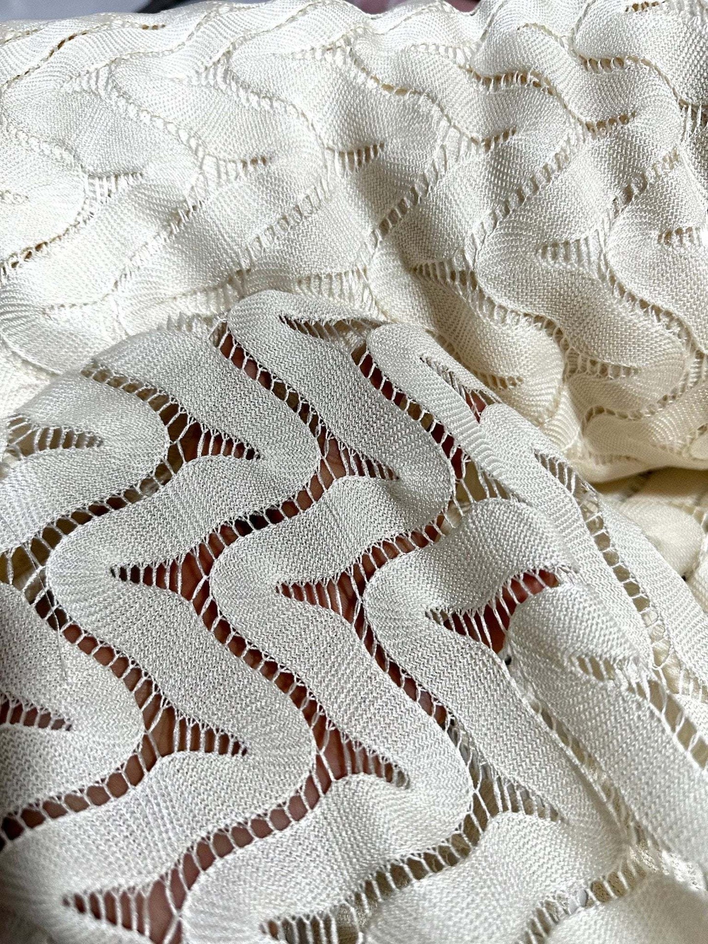 Off-White Zigzag Knit Jersey Fabric in Mesh