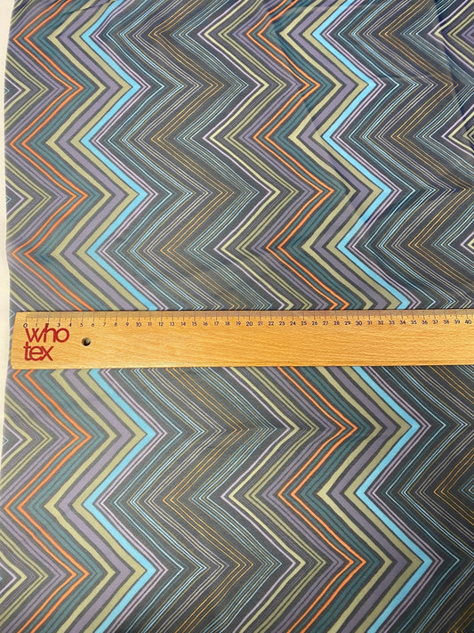 Multicolor Zigzag Patterned Fabric