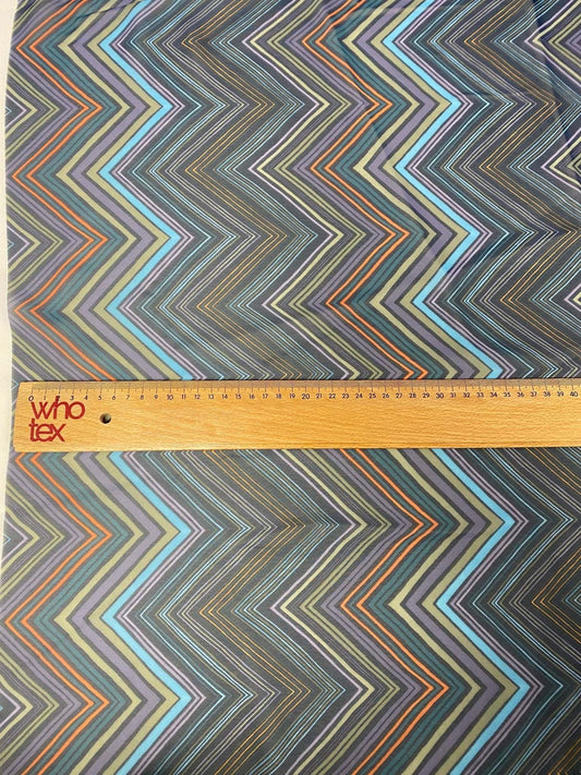 Multicolor Zigzag Patterned Fabric