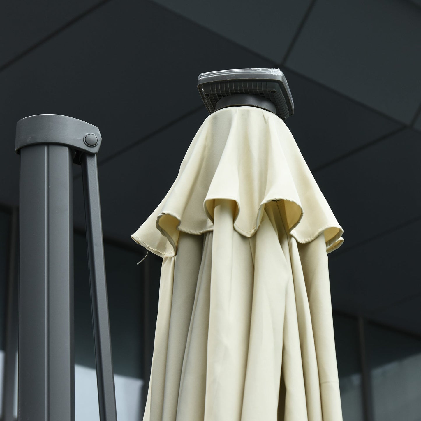 3M LED Cantilever Parasol Garden Sun Umbrella w/ Base and Solar Lights Beige