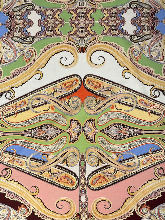 Multicolor Vintage Bohemian Textile with Baroque Details