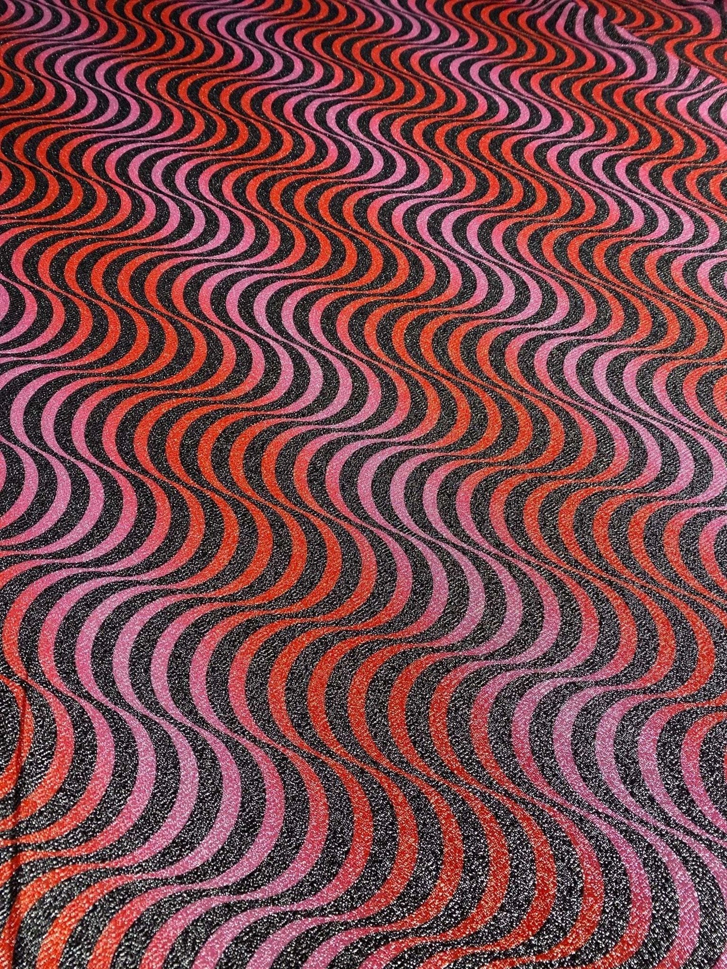 Retro Wavy Pattern Fabric