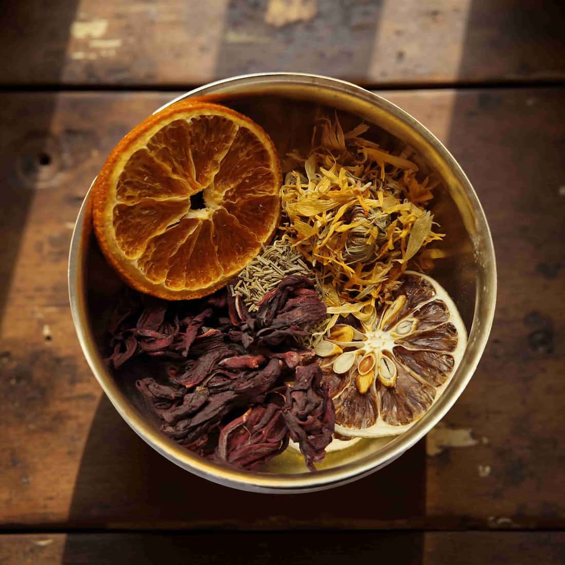 Seasonal Simmer Pot Blends – Natural Botanical Stove Scents