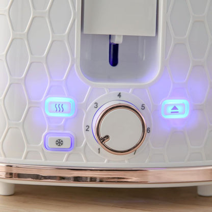 Captivating Product "HOMCOM Kettle & Toaster Set - Stylish, Fast Boil, and High-Quality - Perfect for Any Kitchen!