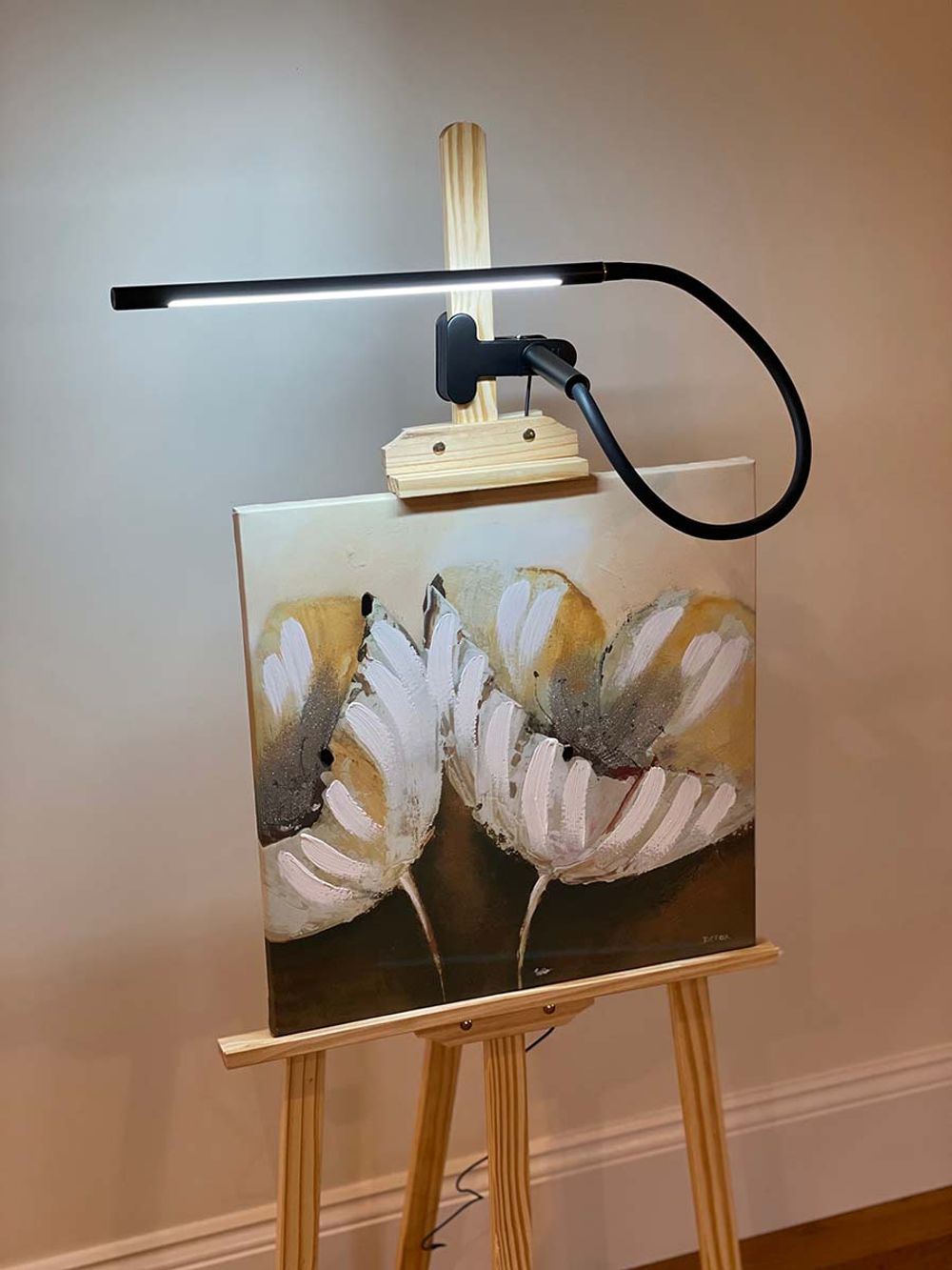 Portable USB Powered Slim Lamp Flex XL - Perfect for Beauty Salons, Sewing, and Travel