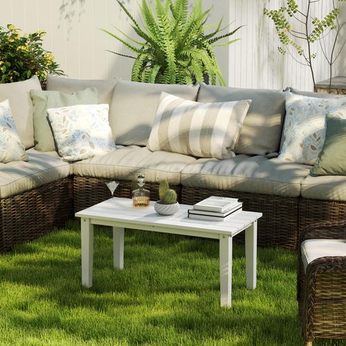 Outsunny HDPE Rectangle Garden Coffee Table, Slatted Outdoor Table, White