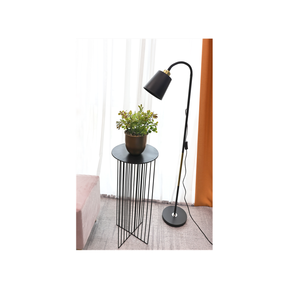 Metal Flower Stand Side Table - SLENDER - High Quality and Stylish - Perfect for Any Space