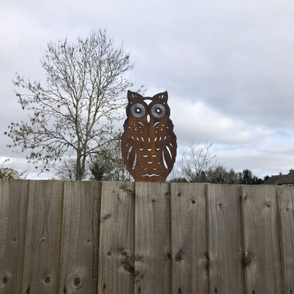 Premium Rusty Metal Standing Owl Decoration - High-Quality Garden Ornament