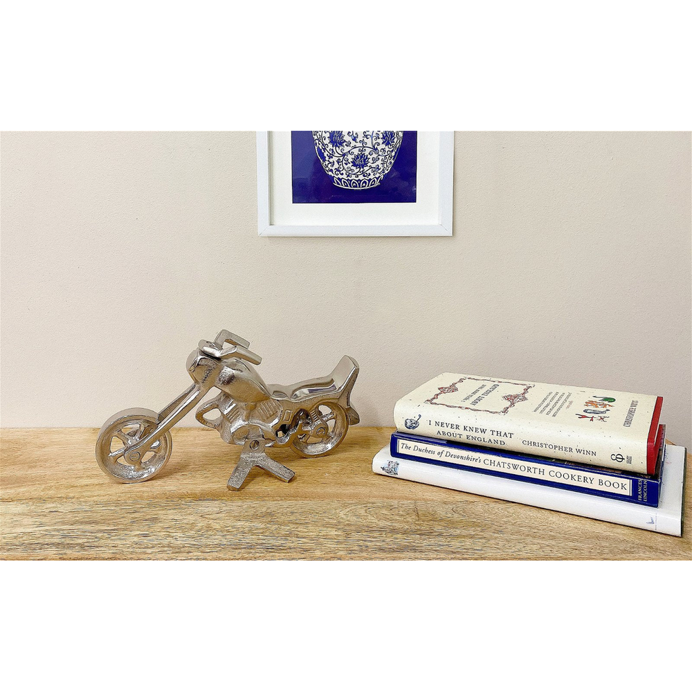 Silver Aluminium Motorcycle Ornament - Realistic and Stylish Decor Piece