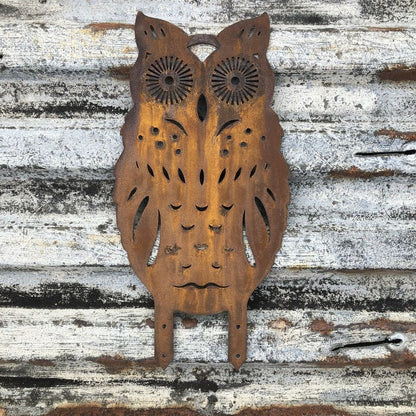 Premium Rusty Metal Standing Owl Decoration - High-Quality Garden Ornament