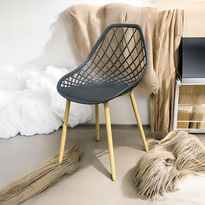 BLACK PLASTIC CHAIR METAL LEGS