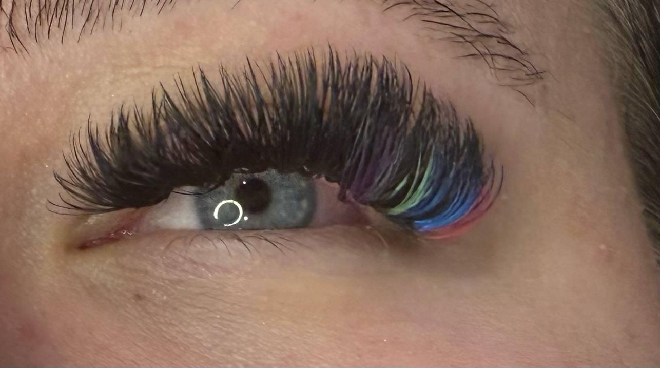 🌈 Bold Colour Volume Lashes 🌈 0.05mm • 5-Row Tray • 10–14mm Mix