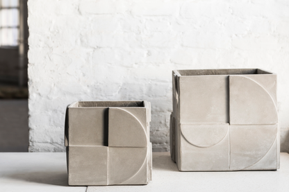 Seventies Sqaure Grey Pot